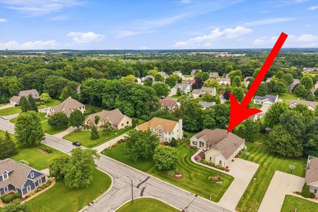 W144N9912 Sun Valley TRAIL, Germantown, WI 53022