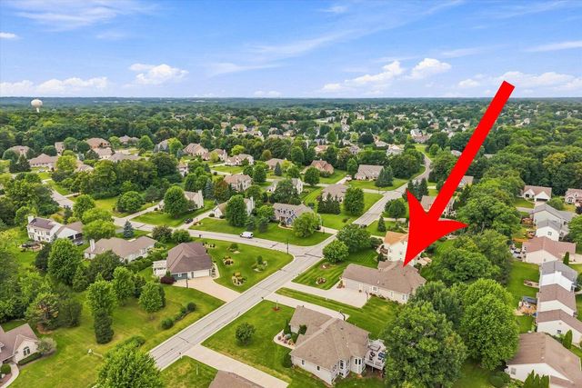W144N9912 Sun Valley TRAIL, Germantown, WI 53022
