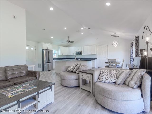 116 Captiva Court NE, Lake Placid, FL 33852