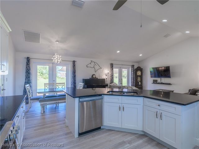 116 Captiva Court NE, Lake Placid, FL 33852