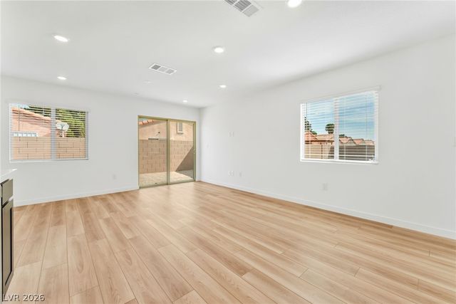 2204 ABRAHAM Avenue, Las Vegas, NV 89106