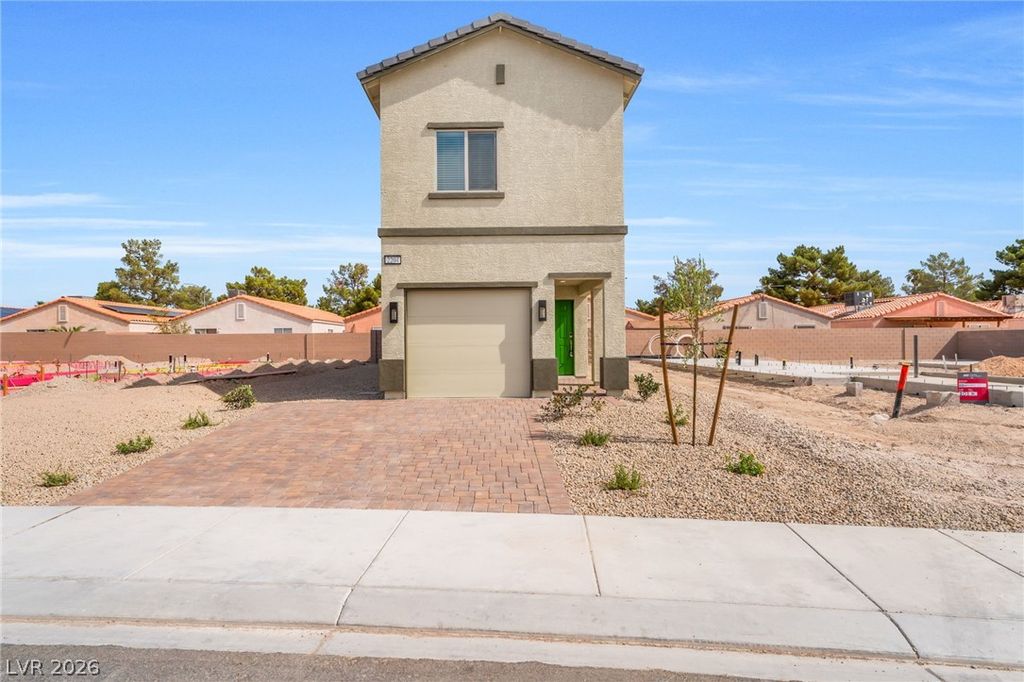 2204 ABRAHAM Avenue, Las Vegas, NV 89106