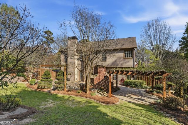 1634 Bailey Farms Drive, Lawrenceville, GA 30043