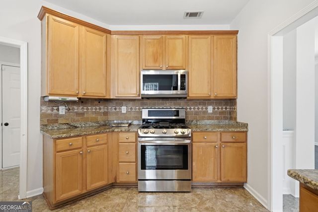 1634 Bailey Farms Drive, Lawrenceville, GA 30043