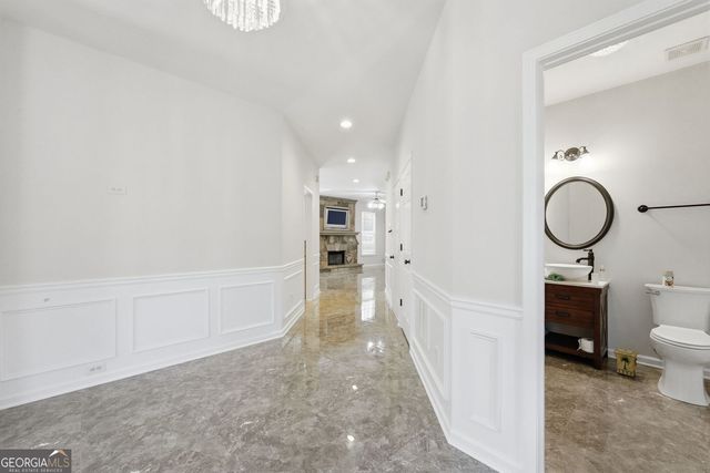 1634 Bailey Farms Drive, Lawrenceville, GA 30043