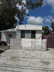5834 SUSSEX DRIVE, Tampa, FL 33615