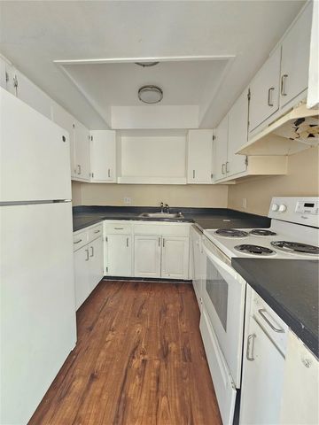 7611 PAULA DRIVE 5, Tampa, FL 33615