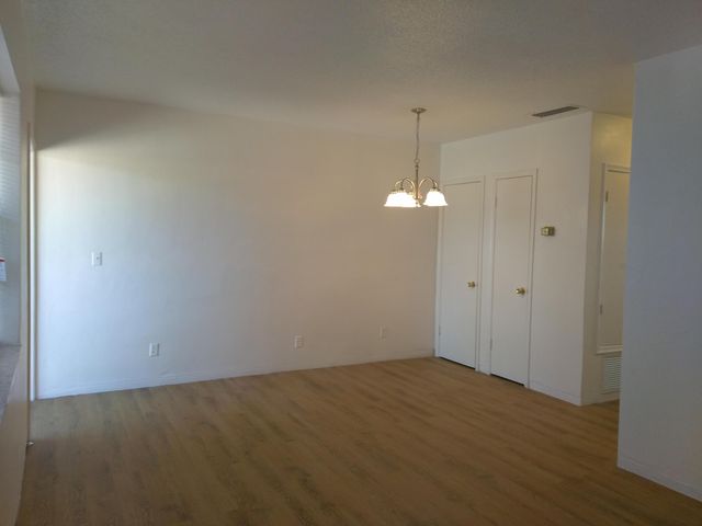 5161 NE 18th Avenue 13, Fort Lauderdale, FL 33334