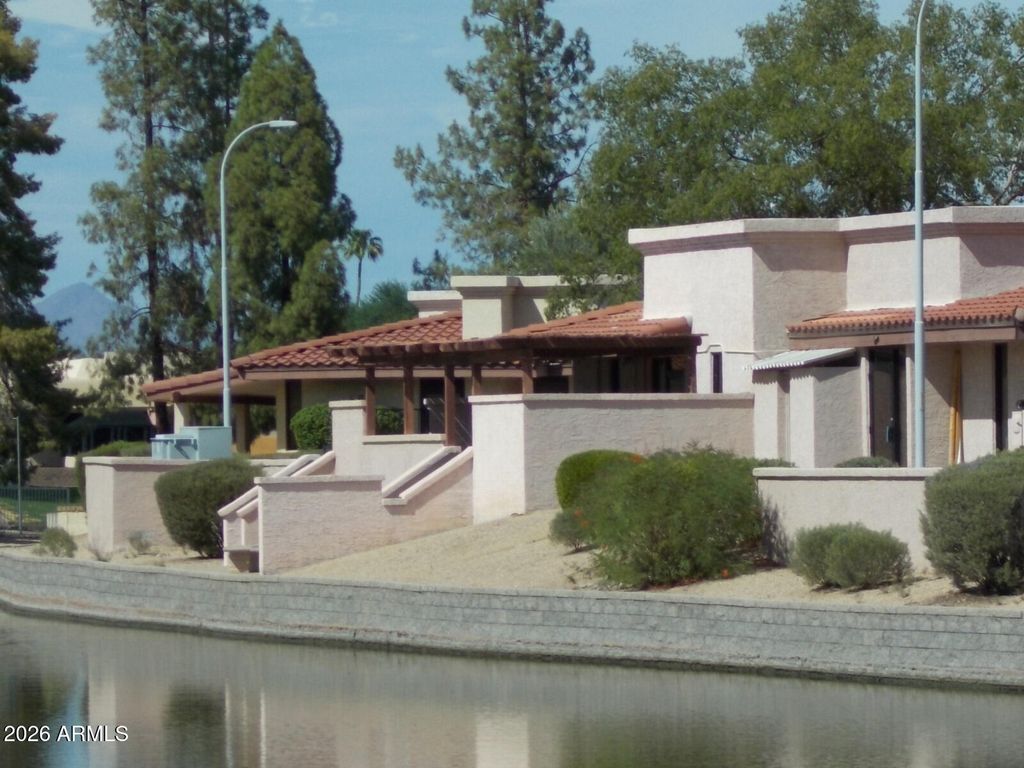 2058 S DOBSON Road S 7, Mesa, AZ 85202 — exterior