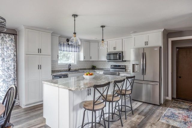 95 NORTHBREEZE DRIVE, Appleton, WI 54911
