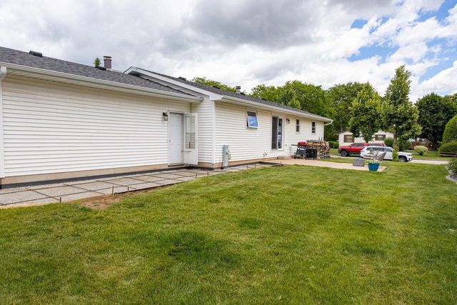 95 NORTHBREEZE DRIVE, Appleton, WI 54911