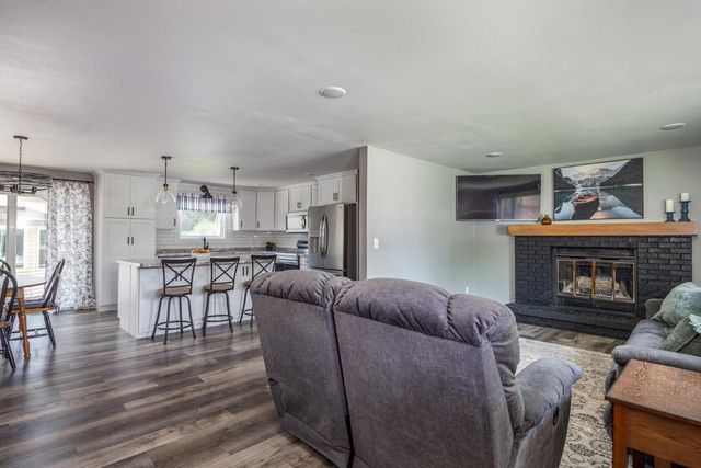 95 NORTHBREEZE DRIVE, Appleton, WI 54911