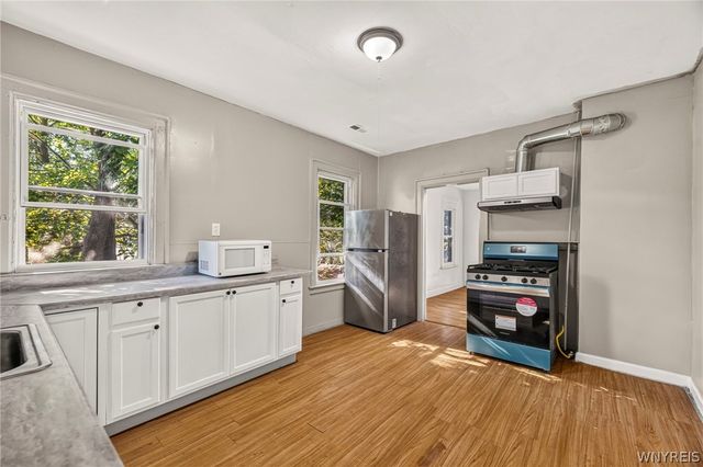 17 Inter Park Avenue, Buffalo, NY 14211