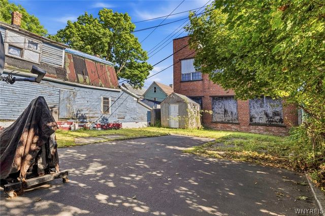 17 Inter Park Avenue, Buffalo, NY 14211