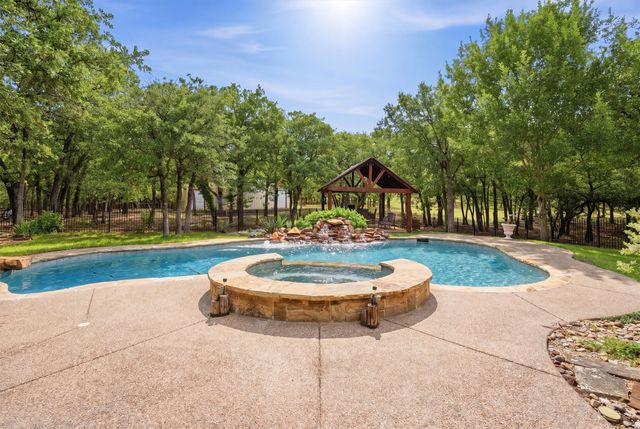 705 Boling Ranch Road, Azle, TX 76020