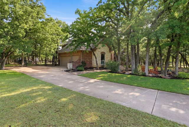 705 Boling Ranch Road, Azle, TX 76020