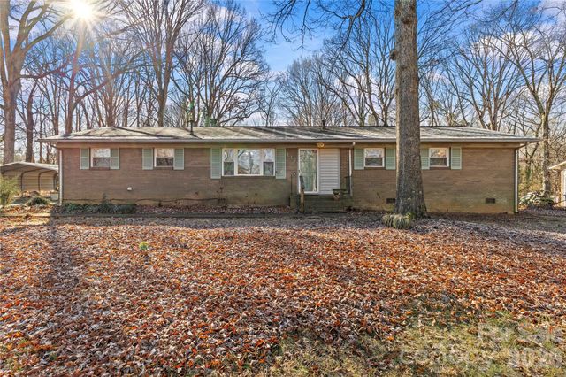 117 Robinson Avenue, Matthews, NC 28104