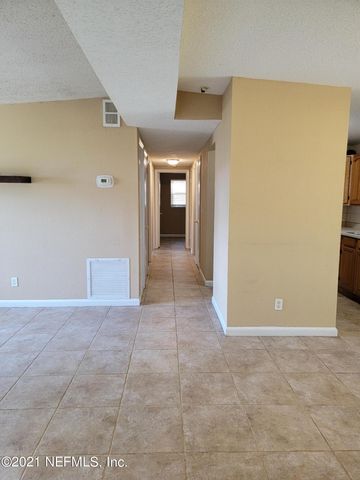 115 SARATOGA Circle S, Atlantic Beach, FL 32233