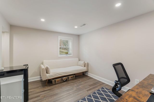 314 W Young High Pike, Knoxville, TN 37920