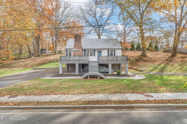 314 W Young High Pike, Knoxville, TN 37920