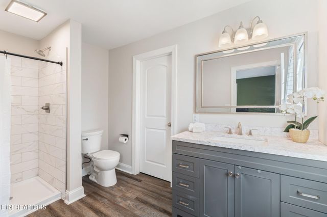 314 W Young High Pike, Knoxville, TN 37920