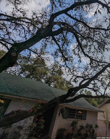 2818 Whisper Fawn St, San Antonio, TX 78230