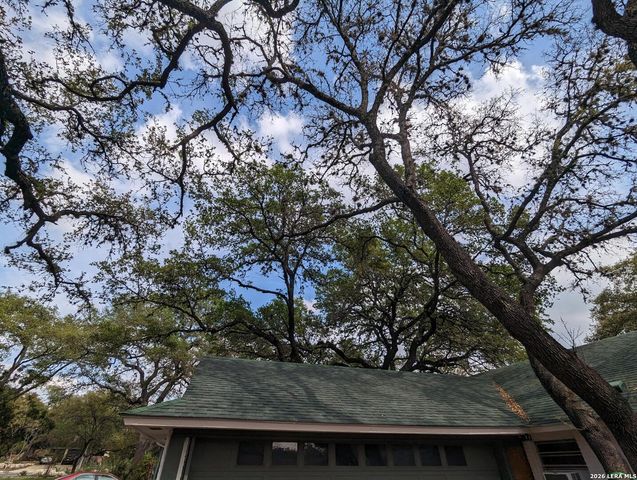 2818 Whisper Fawn St, San Antonio, TX 78230
