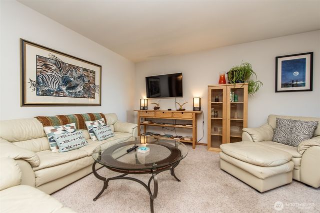 410 E Front Street, Port Angeles, WA 98362