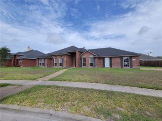 3802 Brockhampton Ct, Corpus Christi, TX 78414