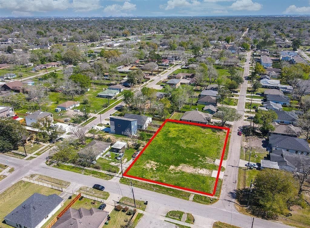 10514 Randolph Street, Houston, TX 77075