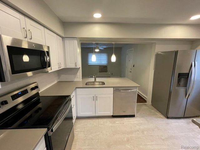 2047 Romeo Street, Ferndale, MI 48220