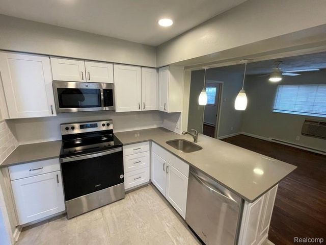 2047 Romeo Street, Ferndale, MI 48220