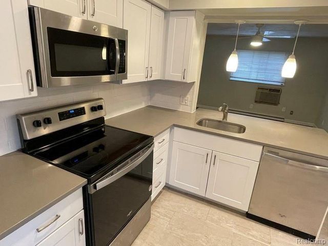 2047 Romeo Street, Ferndale, MI 48220