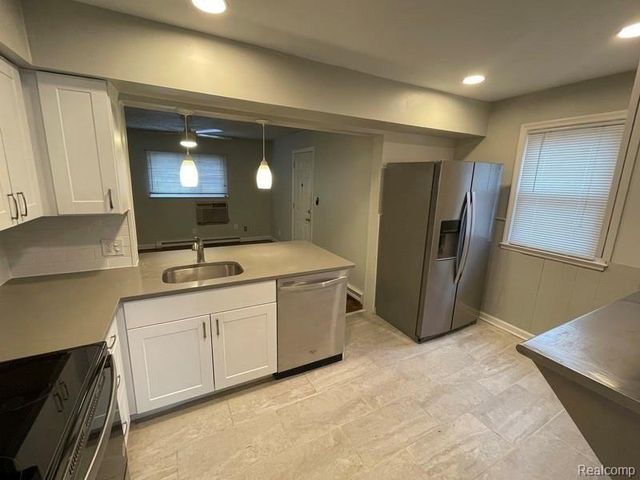 2047 Romeo Street, Ferndale, MI 48220