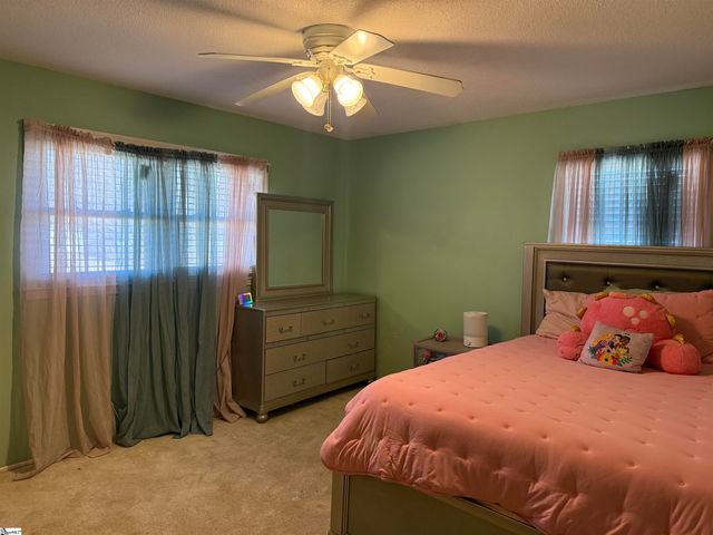 102 Olivarri Drive, Anderson, SC 29621