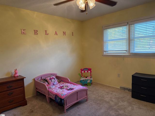 102 Olivarri Drive, Anderson, SC 29621
