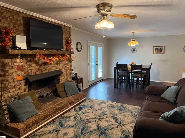 102 Olivarri Drive, Anderson, SC 29621