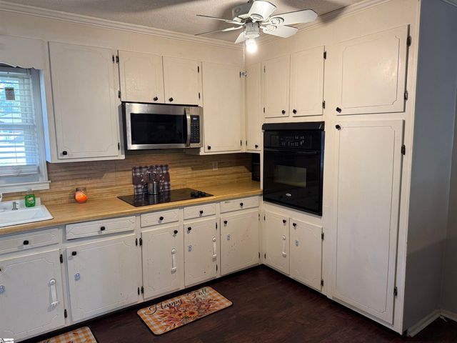 102 Olivarri Drive, Anderson, SC 29621
