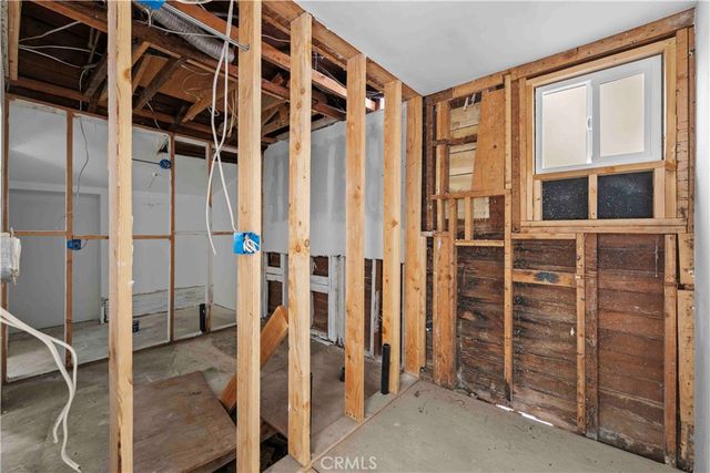 8669 San Gabriel, South Gate, CA 90280