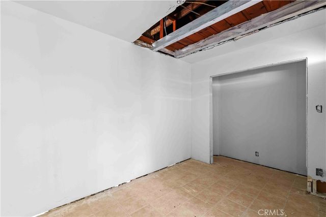 8669 San Gabriel, South Gate, CA 90280