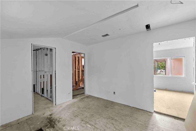 8669 San Gabriel, South Gate, CA 90280