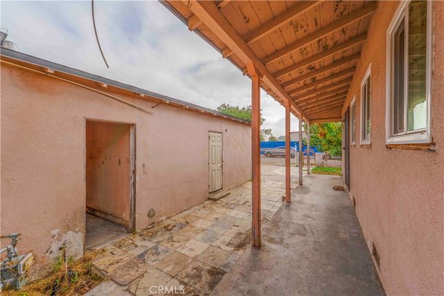 8669 San Gabriel, South Gate, CA 90280