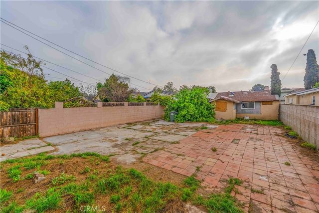 8669 San Gabriel, South Gate, CA 90280