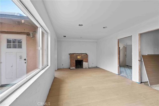 8669 San Gabriel, South Gate, CA 90280