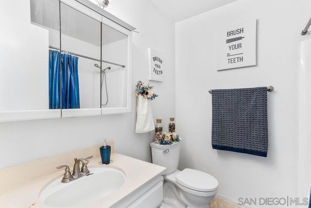 8659 Cordial Rd, El Cajon, CA 92021