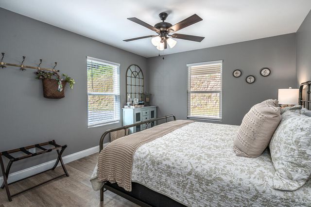280 Wild Berry Lane, Hayesville, NC 28904