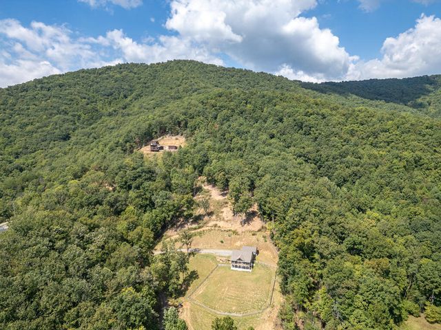 280 Wild Berry Lane, Hayesville, NC 28904
