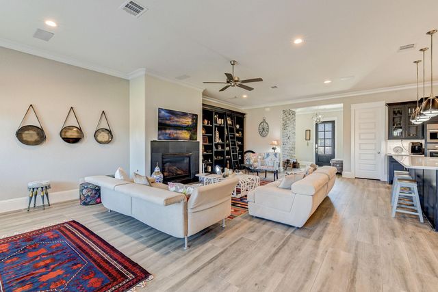 2339 Pale Star Drive, Conroe, TX 77384