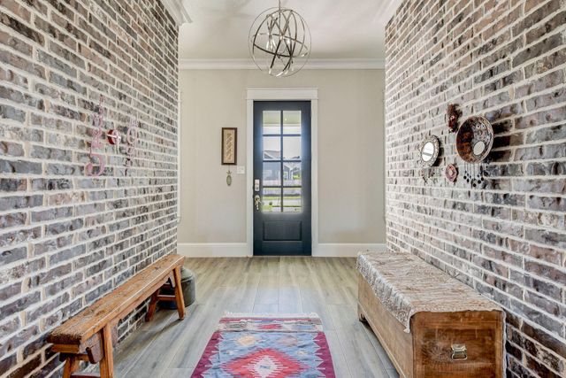 2339 Pale Star Drive, Conroe, TX 77384