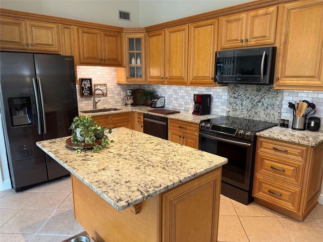 2222 NORWEGIAN DRIVE 48, Clearwater, FL 33763